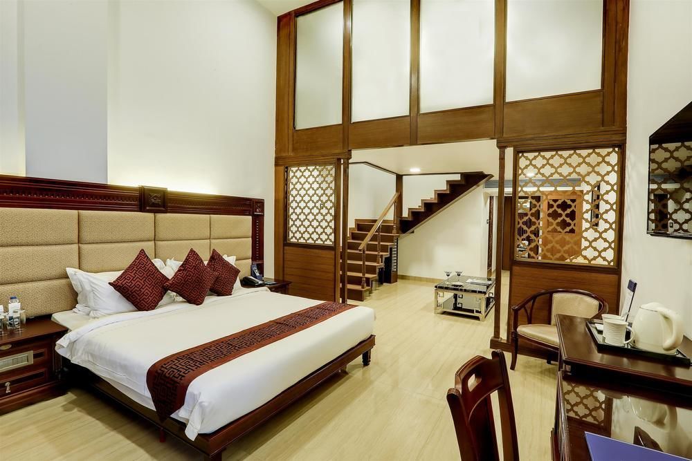 Golden Chariot Vasai Hotel Exteriér fotografie