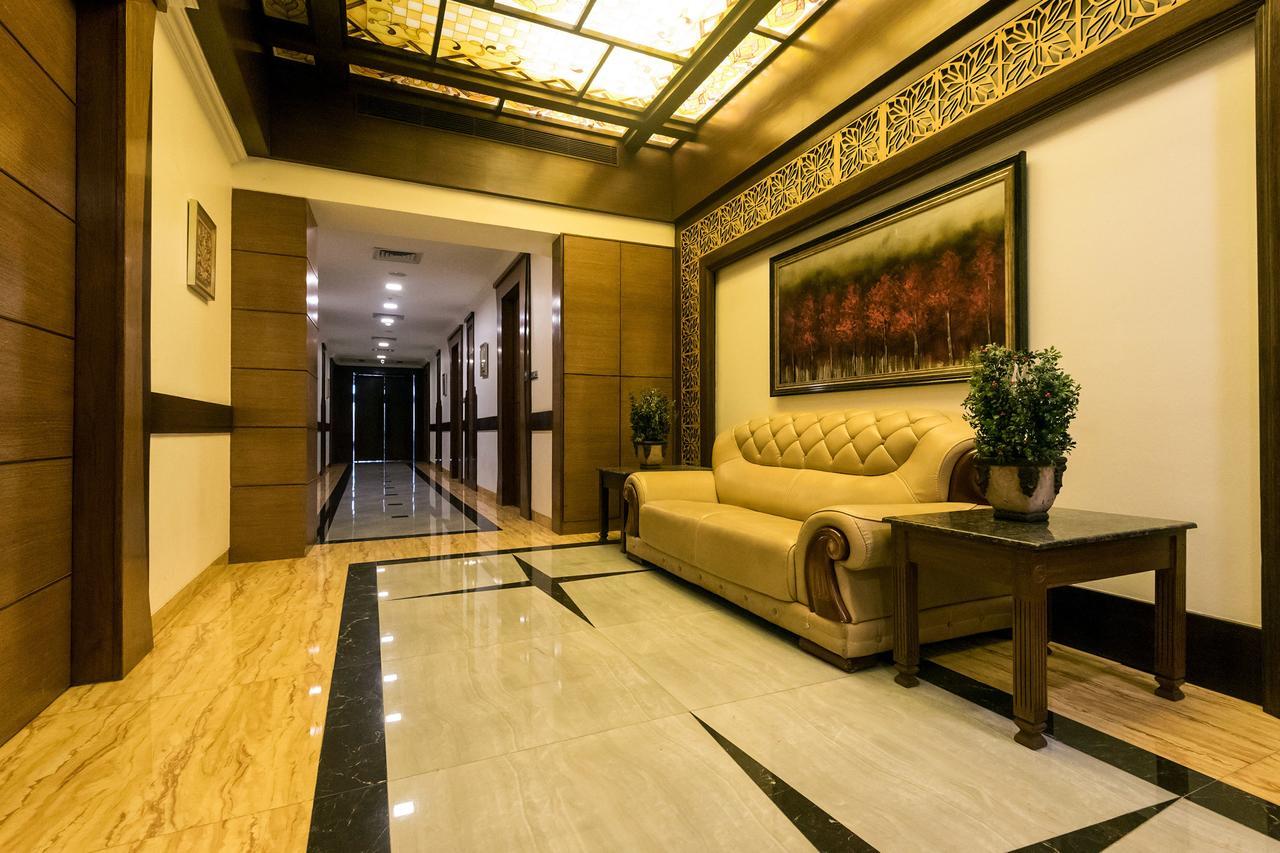 Golden Chariot Vasai Hotel Exteriér fotografie