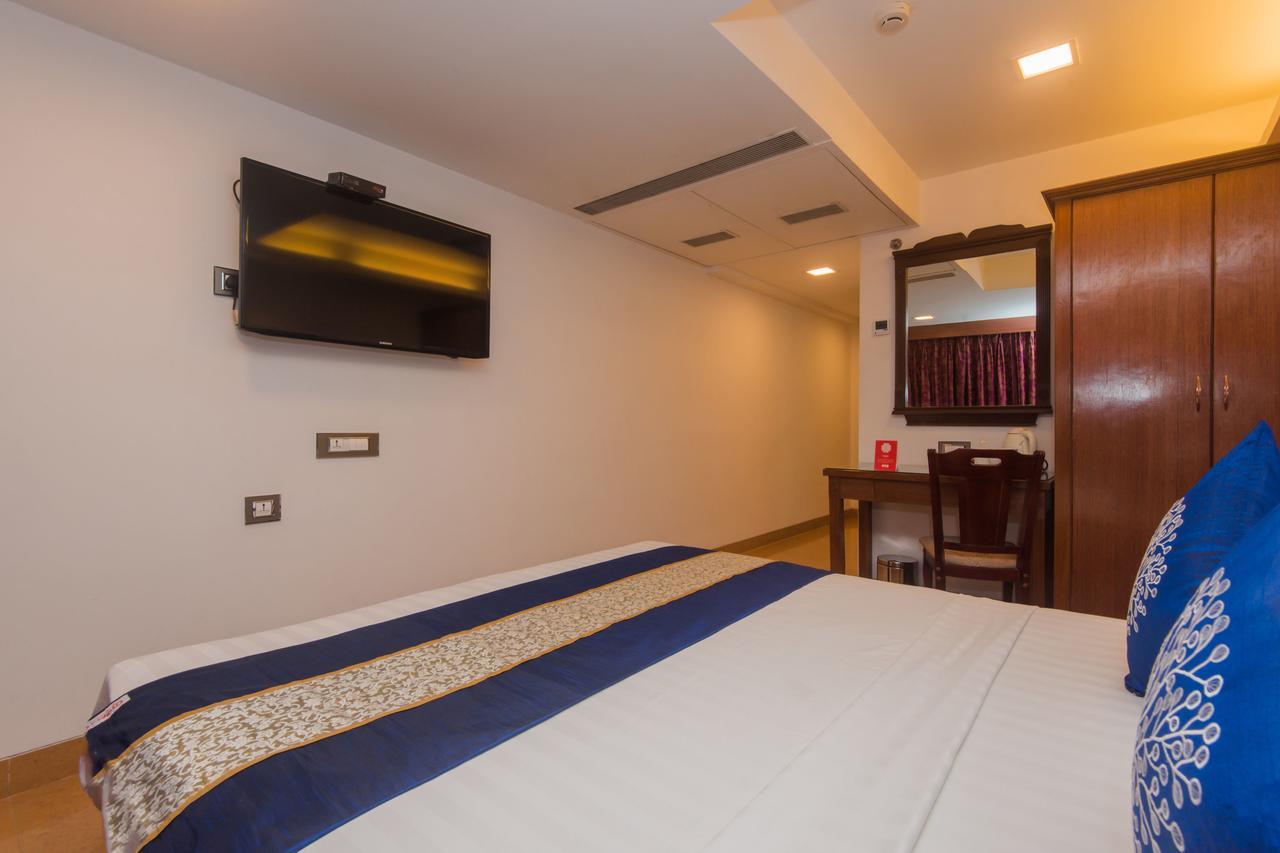 Golden Chariot Vasai Hotel Exteriér fotografie