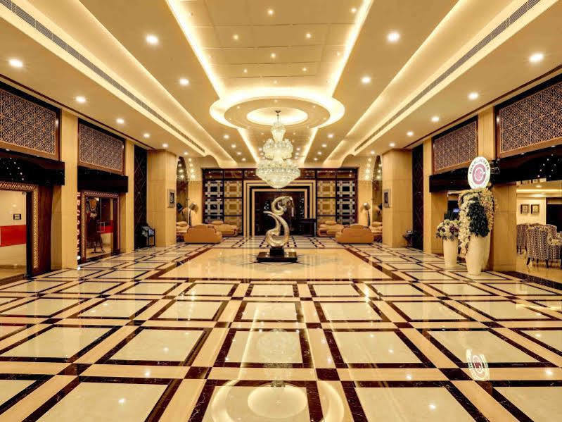 Golden Chariot Vasai Hotel Exteriér fotografie